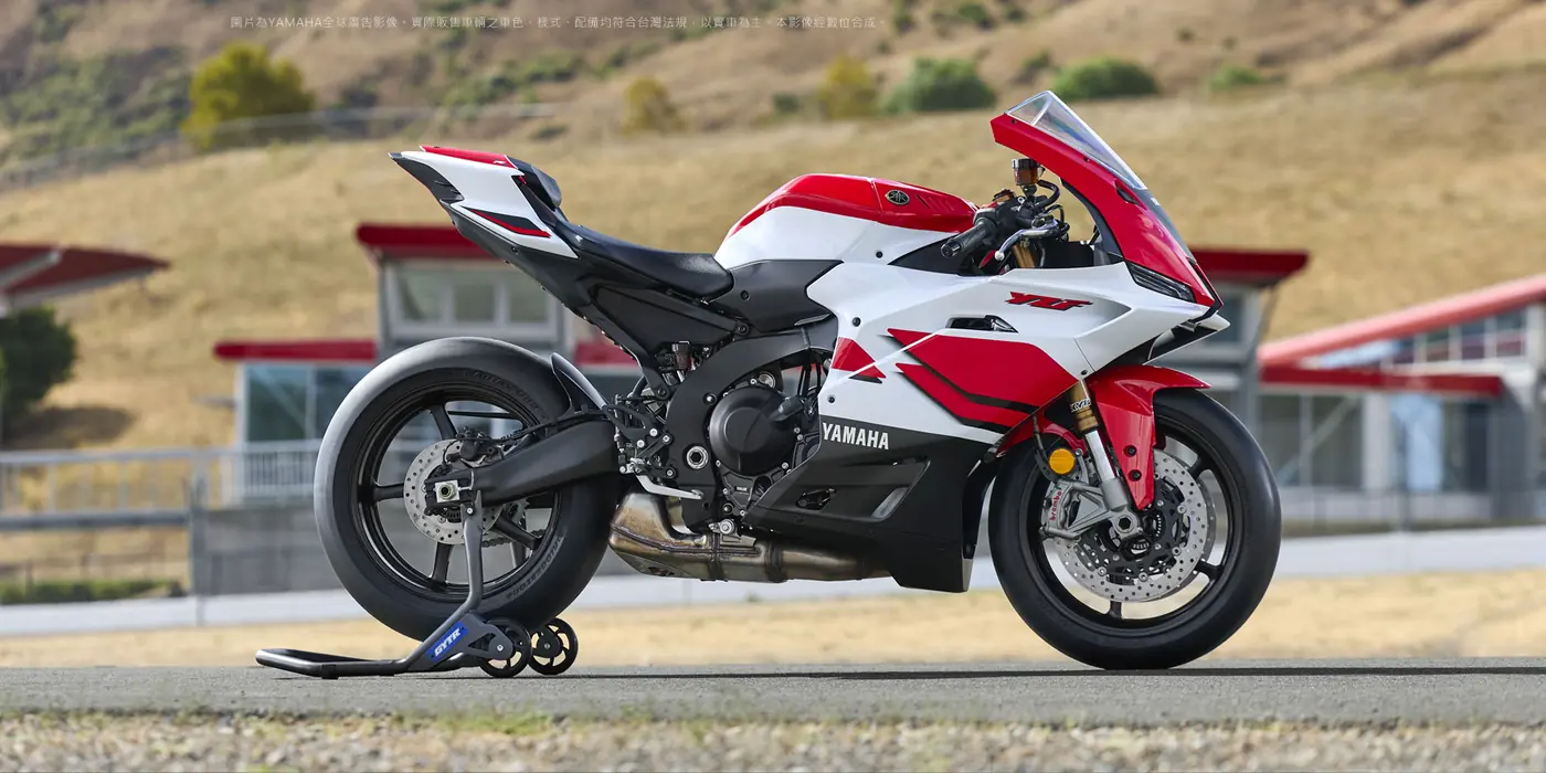 YAMAHA YZF-R9 官方形象照